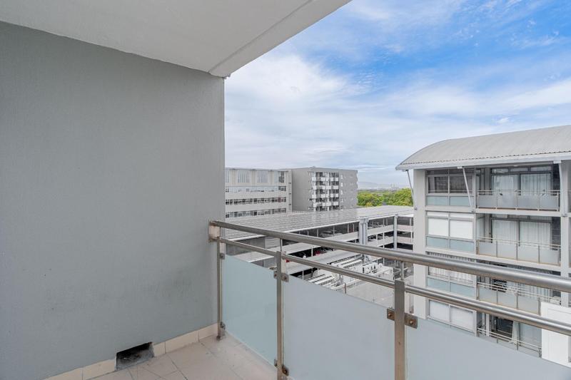 2 Bedroom Property for Sale in Claremont Western Cape